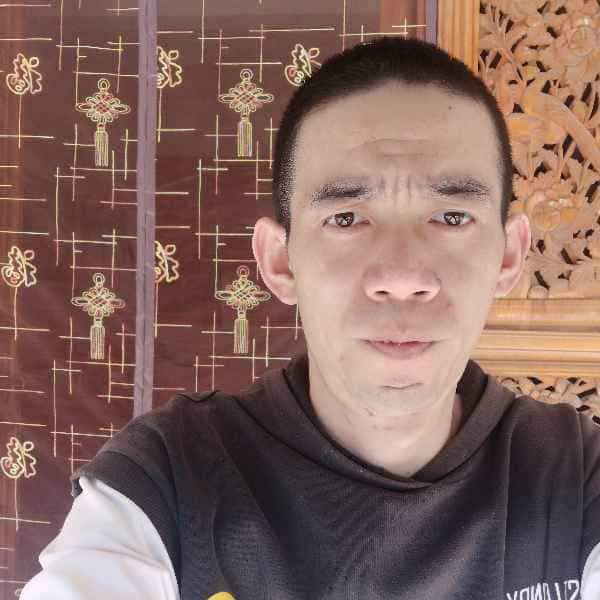 37岁岁云南单身帅哥 - 白沙吉缘网